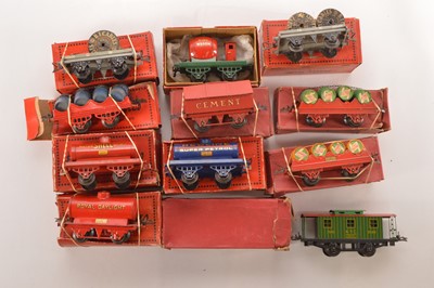 Lot 425 - Hornby 0 Gauge Pre-war Boxed Rolling stock (11) 
