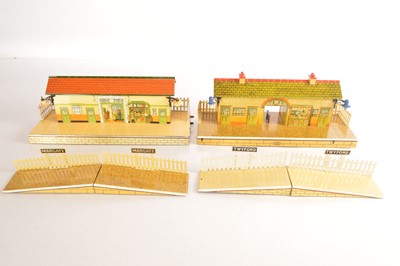 Lot 442 - Hornby 0 Gauge Pair of Repainted Stations (2)