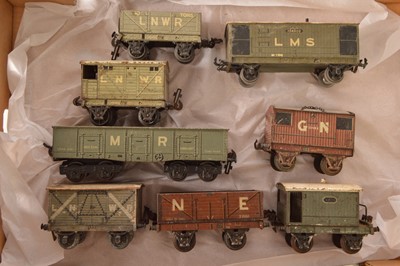 Lot 466 - Bassett Lowke / Carette/ Marklin 0 Gauge rolling stock (8)