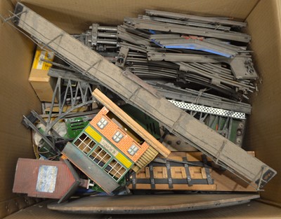 Lot 468 - Bassett Lowke/Hornby and other 0 Gauge Commercial manufacturers Railway accessories (Lge Qty)