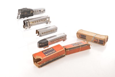 Lot 522 - Lionel 0 Gauge 'Flying Yankee' 4-car unit