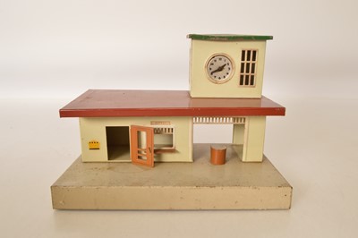 Lot 561 - Kibri 0 Gauge Continental outline Station