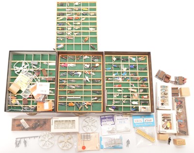 Lot 563 - 0 Gauge Kit/Scratch Commercial figures and other accessories (qty) 