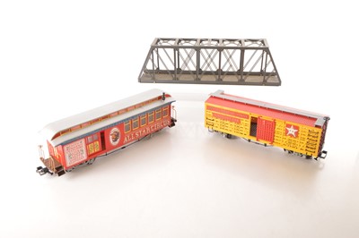 Lot 653 - Bachmann G Gauge Rolling stock and Accessory (3)