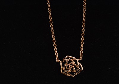Lot 17 - A Piaget rose diamond set 18ct gold necklace and pendant