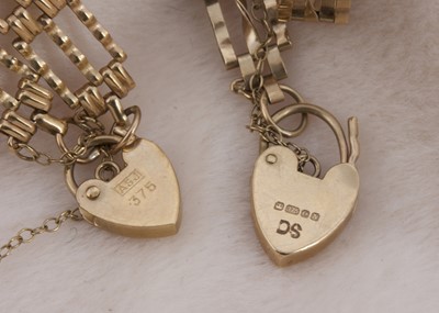 Lot 138 - Two 9ct gold three bar gate link bracelets