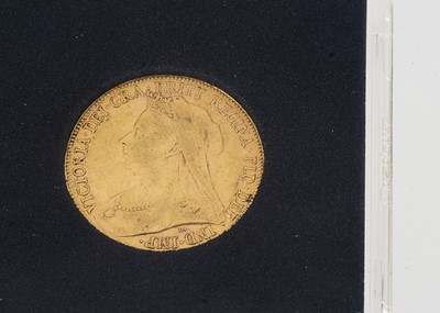 Lot 109 - A Victorian full gold sovereign