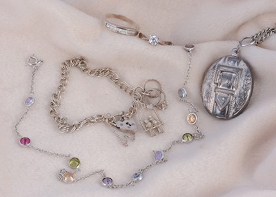 Lot 191 - A quantity of silver including an oval locket