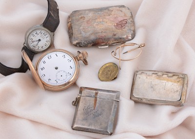 Lot 207 - A George V silver vesta case