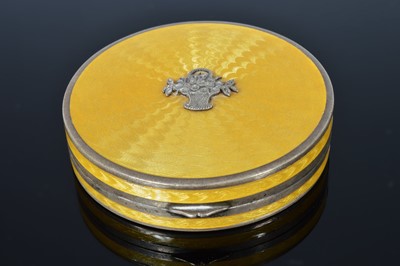 Lot 235 - An Art Deco silver and enamel compact