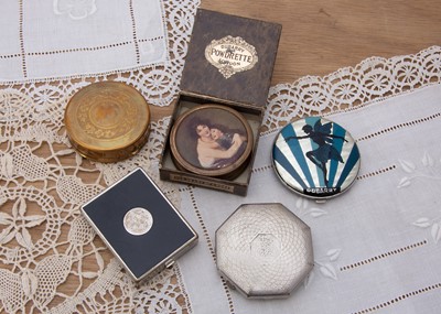 Lot 316 - A collection of 1930s Dubarry compacts