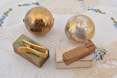 Lot 349 - Two 1950s Pygmalion globe compacts