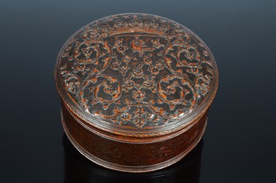 Lot 360 - An 18th century French carved wooden circular box