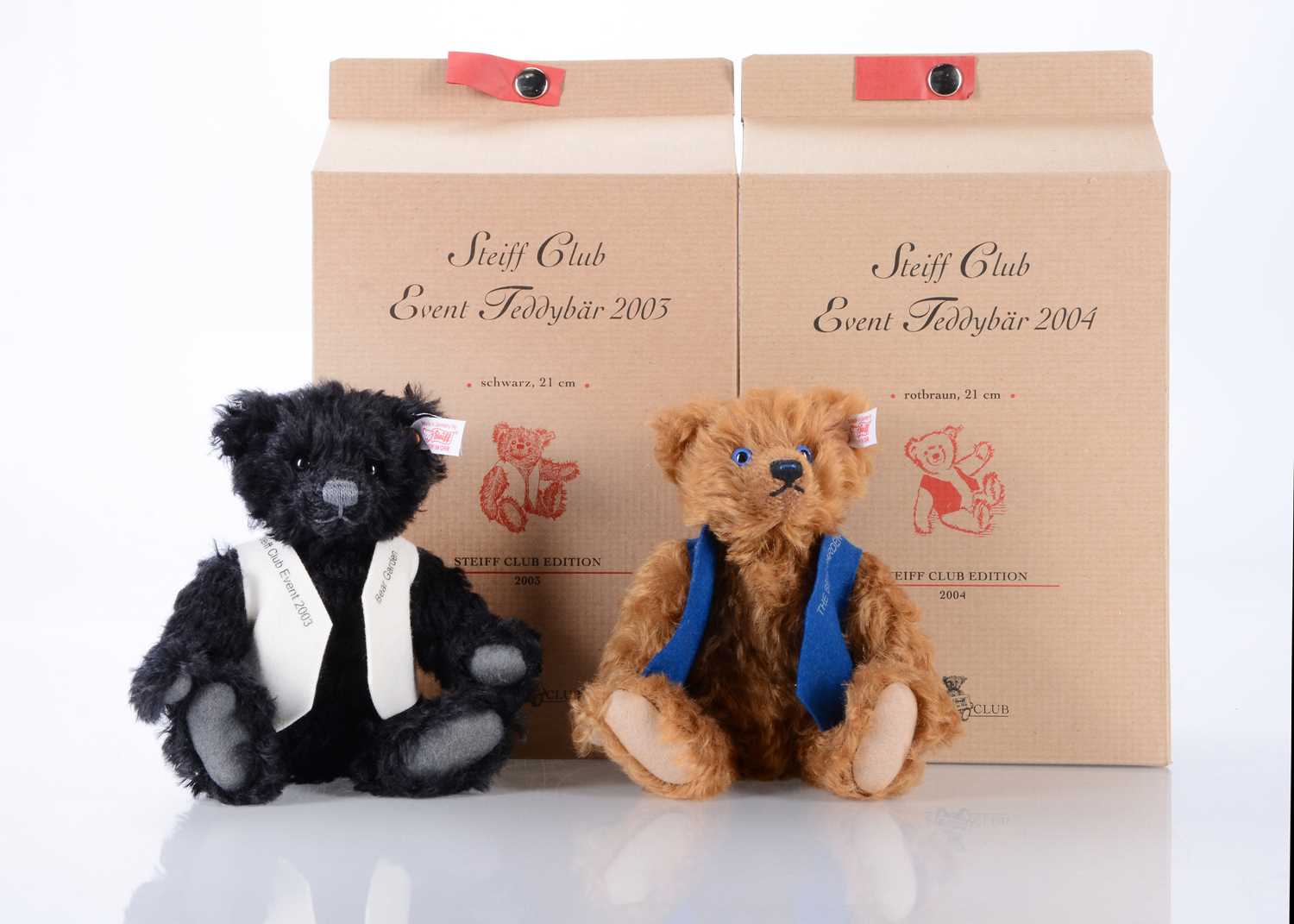 Lot 8 - Two Steiff limited edition Club Event teddy bears