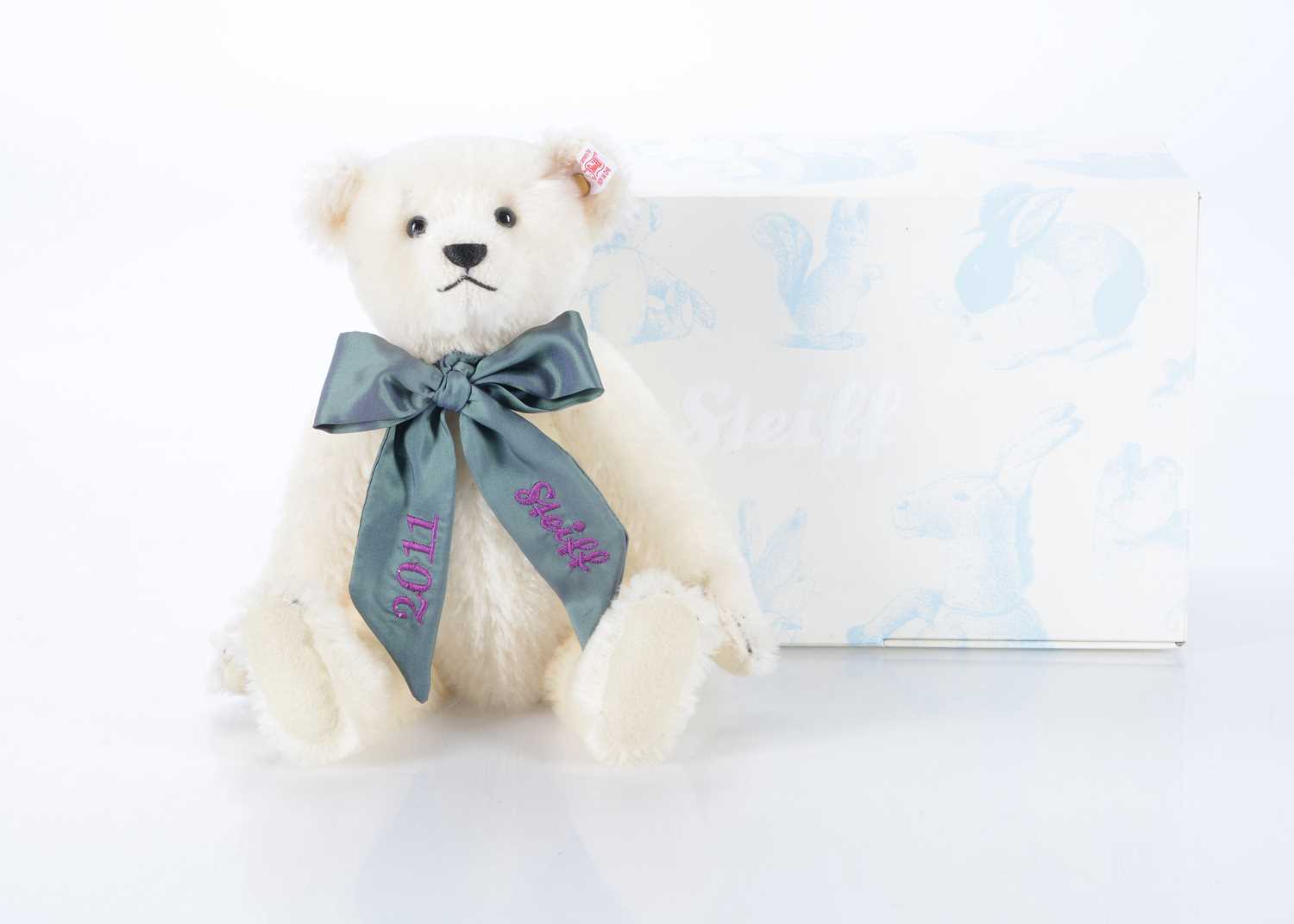 Lot 12 - A Steiff limited edition Year bear 2011