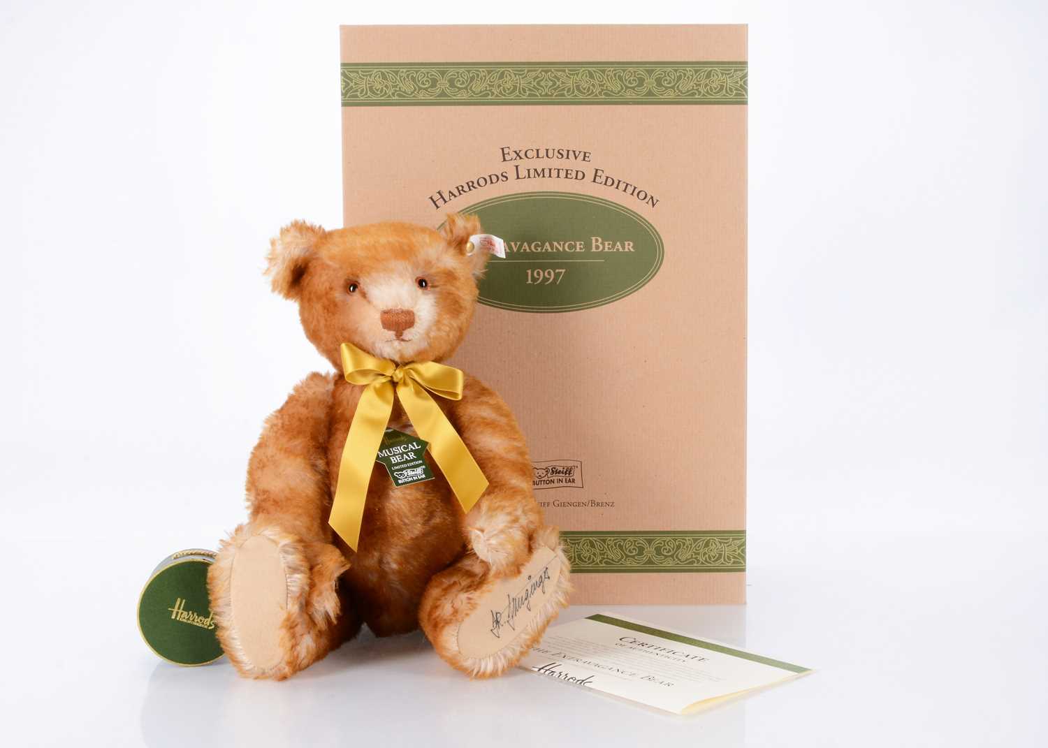 Lot 20 - A Steiff limited edition Harrods Musical Extravagance teddy bear