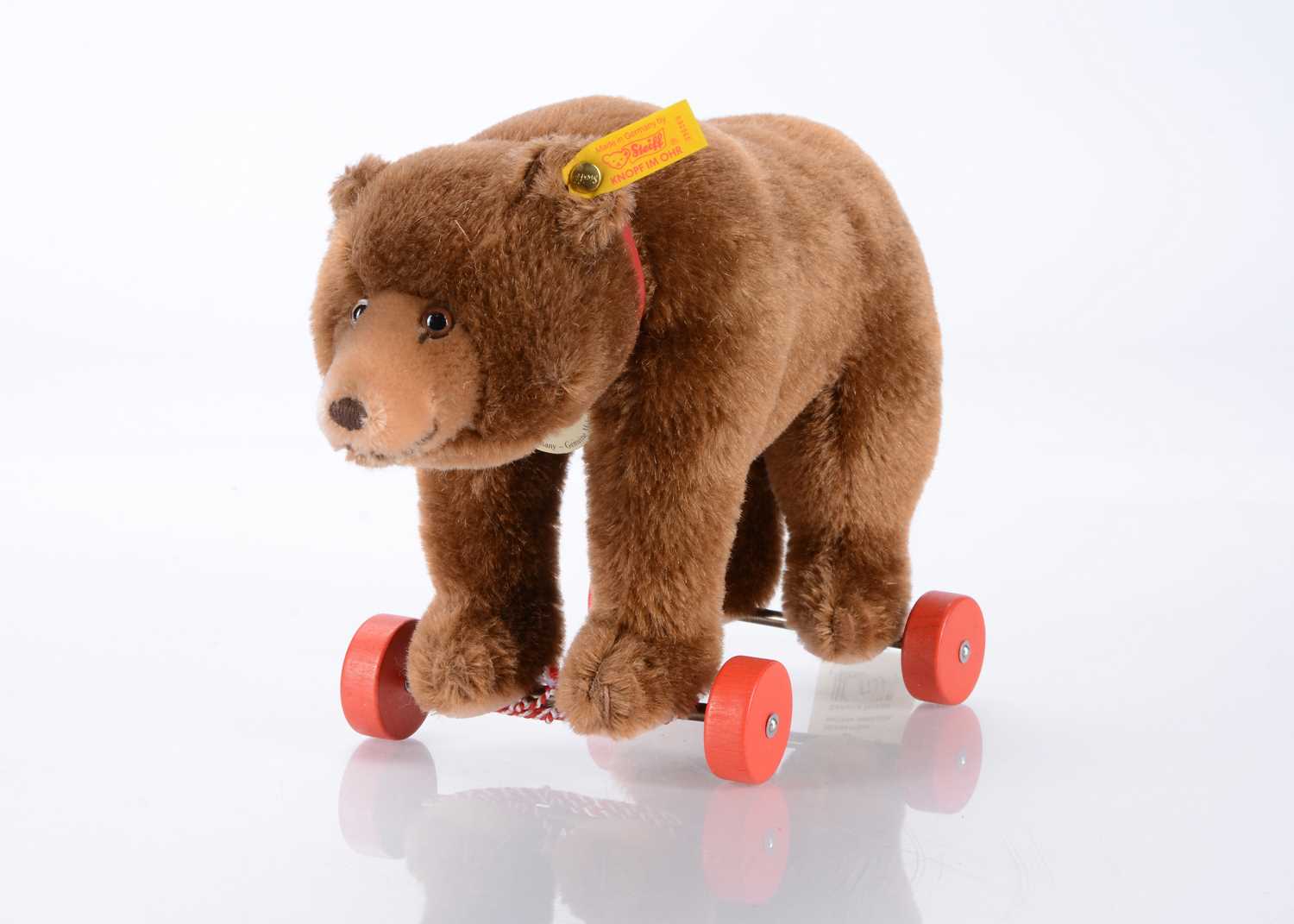 Lot 21 - A Steiff yellow tag Classic Replica 1938 teddy bear on Wheels
