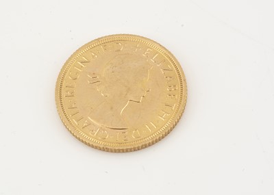 Lot 136 - A modern Elizabeth II full gold sovereign