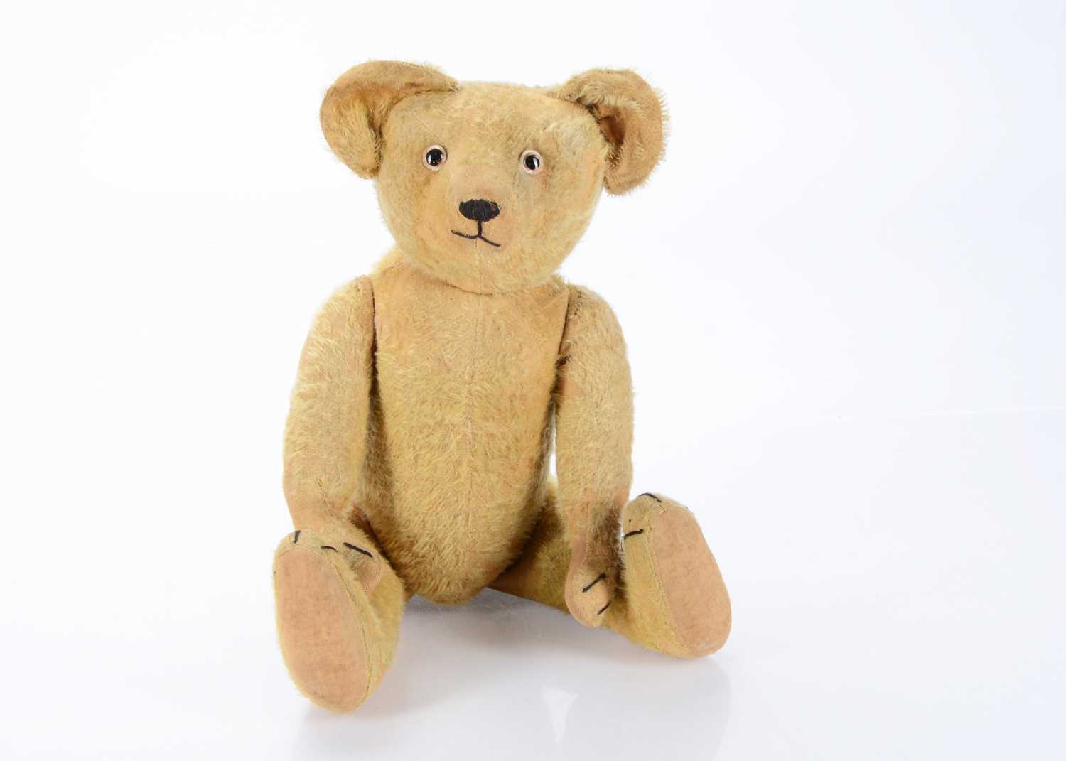 Lot 66 - A 1930s French teddy bear