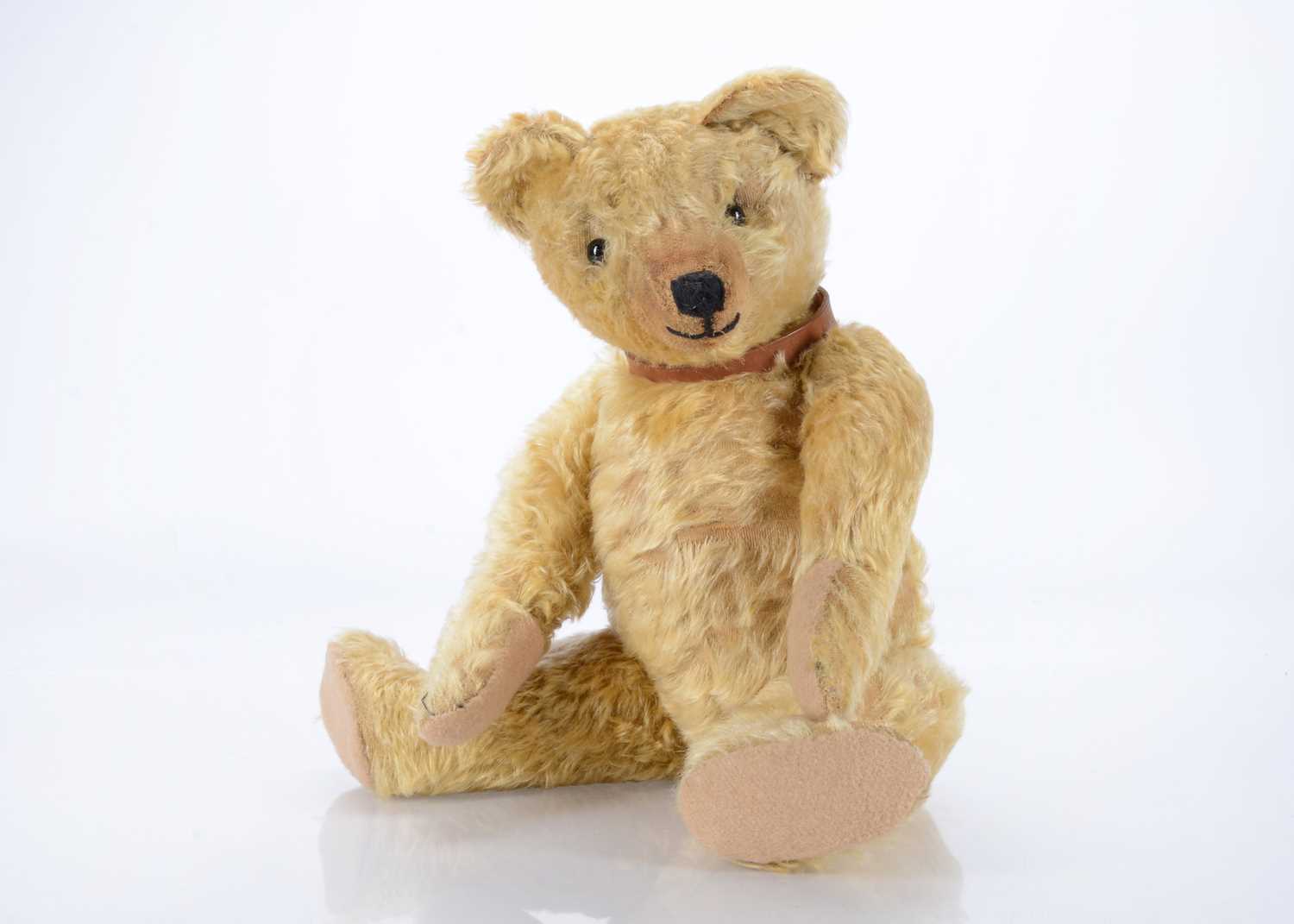 Lot 67 - A 1920s British teddy bear