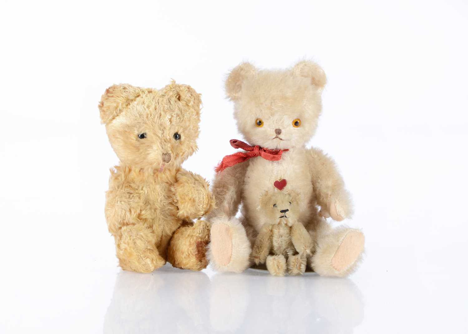 Lot 82 - A post-war Schuco miniature teddy bear