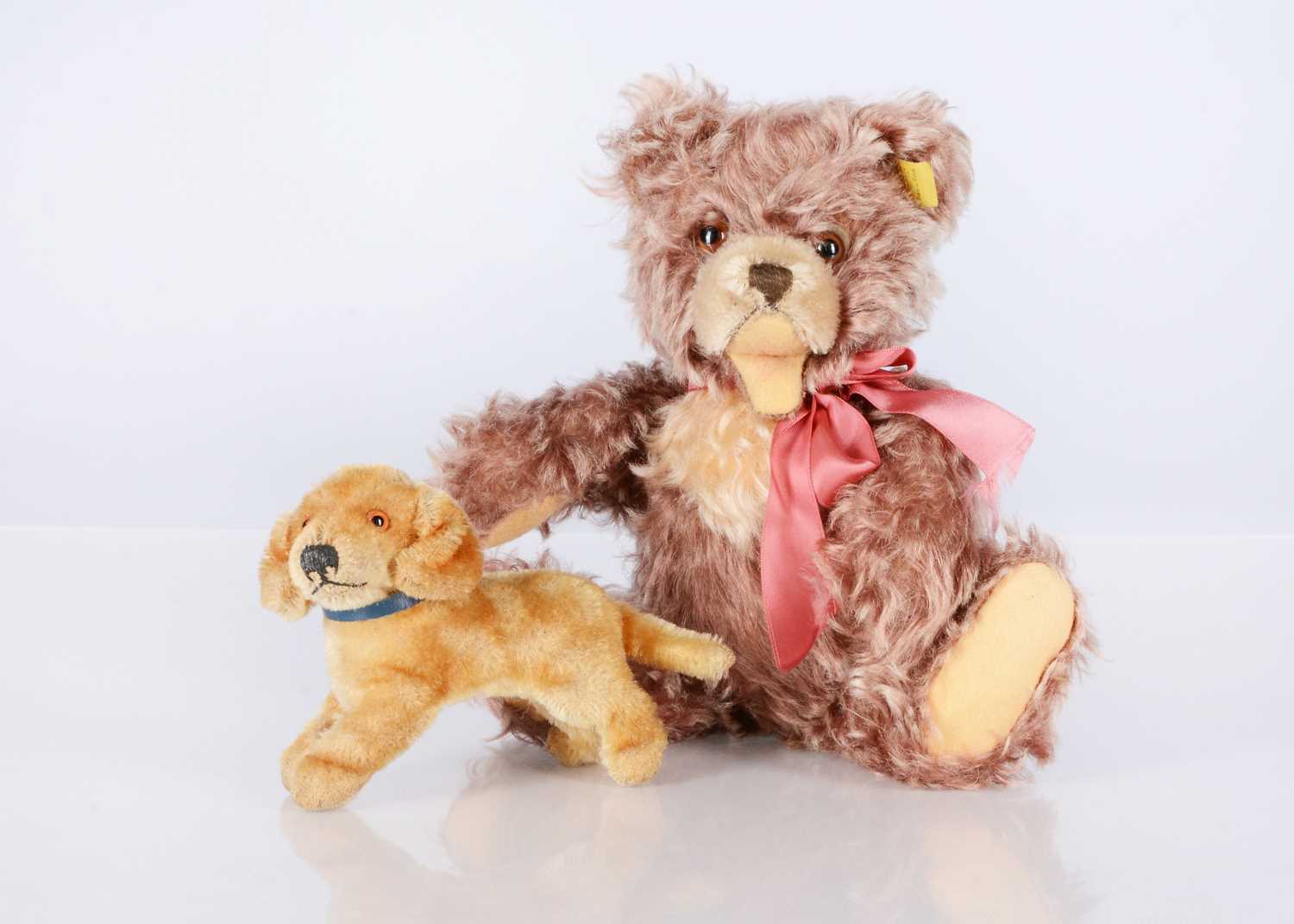 Lot 97 - A 1960-64 Steiff yellow tag Zotty teddy bear