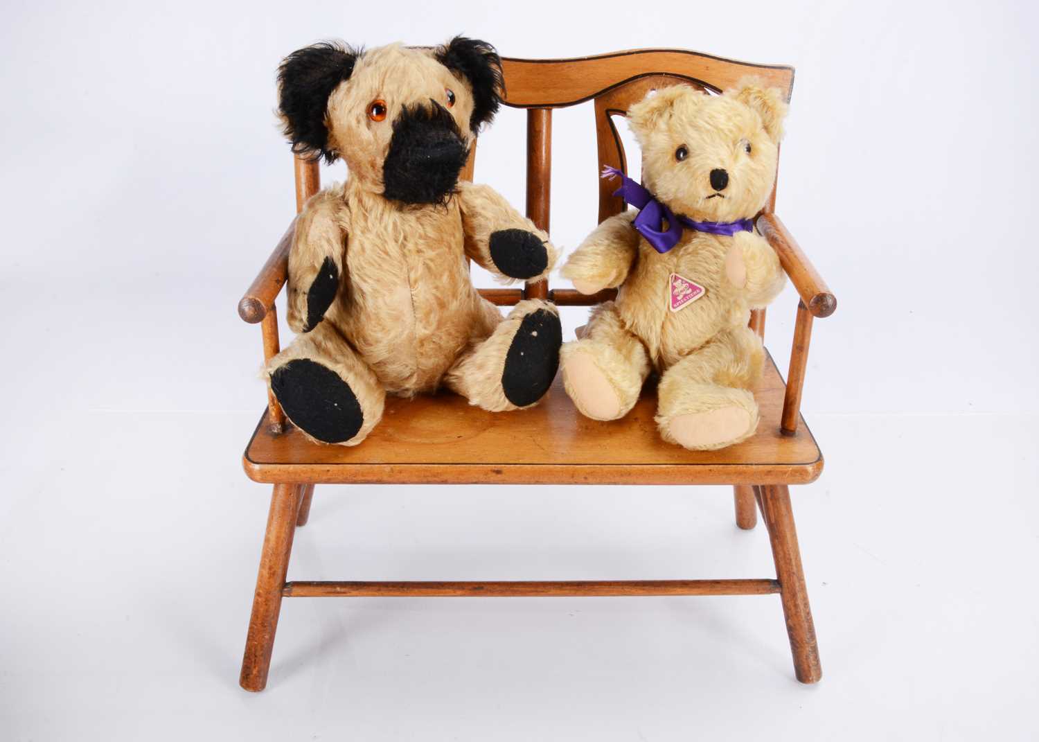 Lot 100 - An interesting British post-war teddy bear