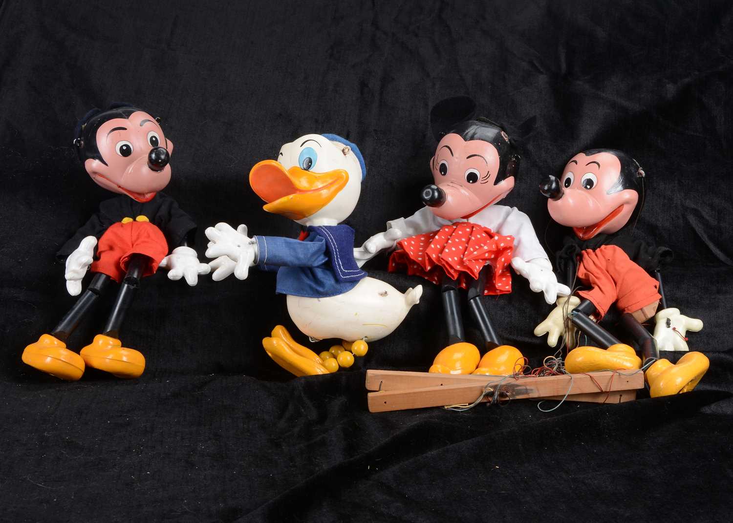 Disney Puppet Character Lot 117 - Four Pelham Puppet Walt Disney Characters,