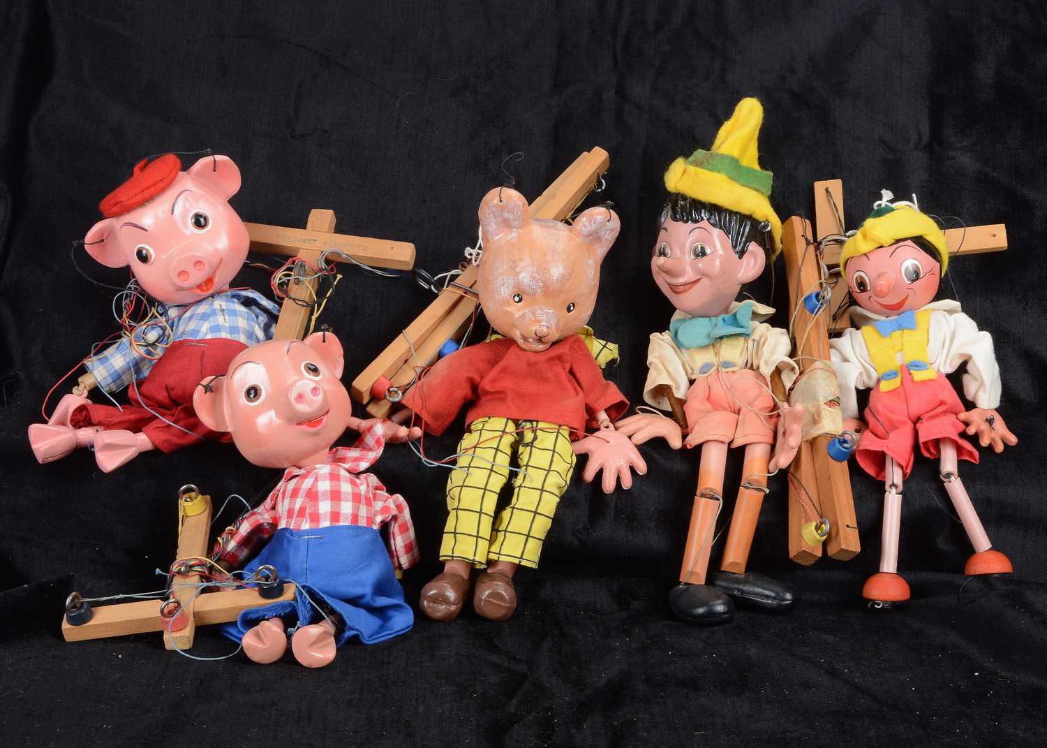 Lot 130 - Five Pelham Puppet children's character puppets