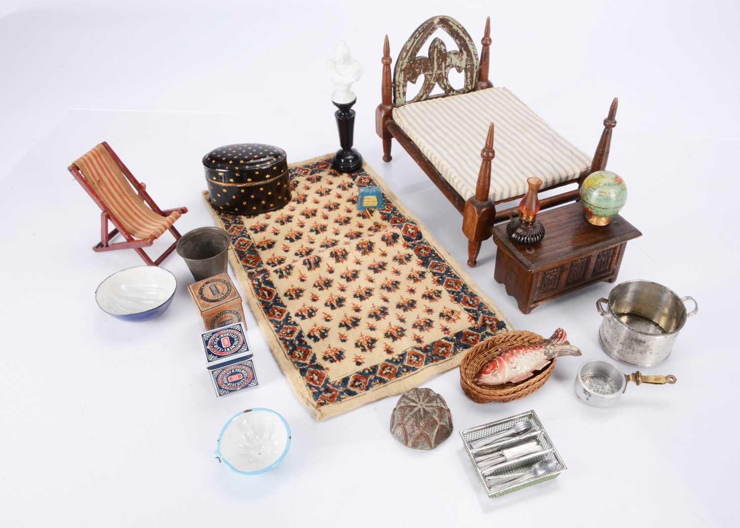 Lot 177 - Large scale dolls’ house or doll’s pieces