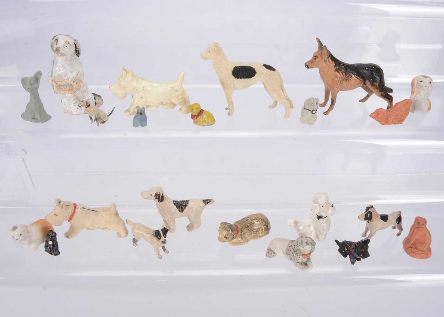 Lot 189 - Dogs and cats for the dolls’ house