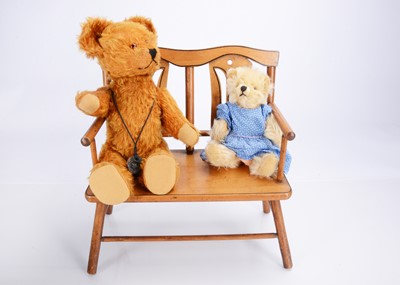 Lot 313 - A post-war bright cinnamon Continental teddy bear