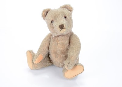 Lot 334 - A 1950s Steiff teddy bear