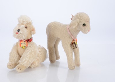Lot 339 - Two post-war Steiff animals