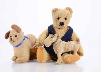 Lot 345 - A 1920s British teddy bear