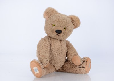 Lot 348 - A post-war Chad Valley teddy bear