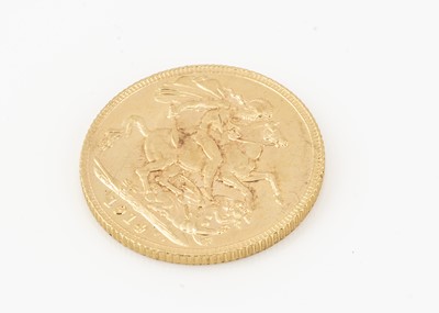 Lot 169 - A George V full Gold sovereign