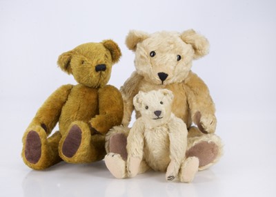 Lot 395 - Three artist teddy bears