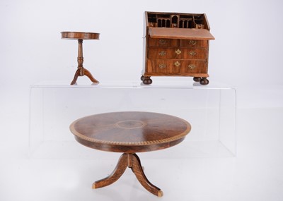 Lot 452 - Fine dolls’ house miniaturist furniture