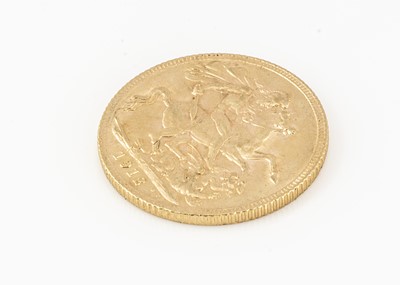 Lot 177 - A George V full Gold sovereign