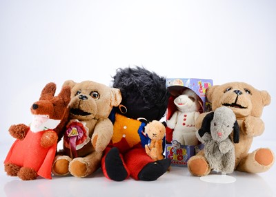 Lot 507 - Seven character teddy bears and soft toys