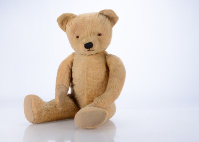 Lot 516 - A large post-war Chad Valley teddy bear