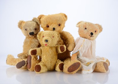 Lot 520 - Four post-war teddy bears
