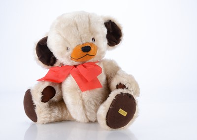 Lot 535 - A large 1970/80s Merrythought  Cheeky teddy bear