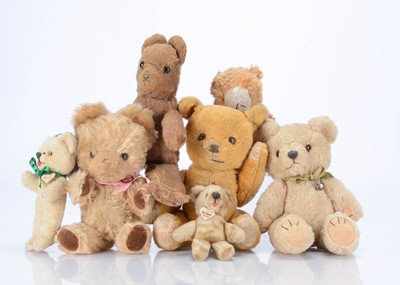 Lot 547 - Seven small post-war teddy bears