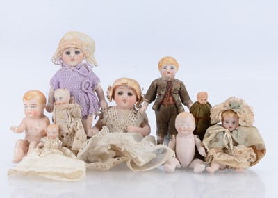 Lot 639 - A small Kestner 833 all-bisque character doll