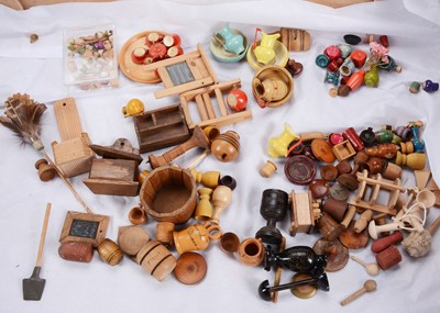 Lot 658 - Wooden dolls’ house chattels from the Margaret Towner collection