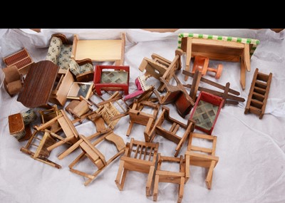 Lot 660 - Various wooden dolls’ house furniture from the Margaret Towner collection