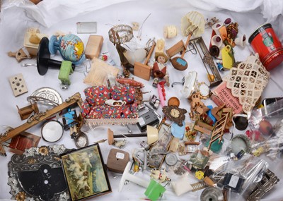 Lot 670 - Various dolls’ house chattels from the Margaret Towner collection