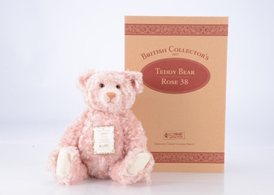 Lot 687 - A Steiff limited edition British Collectors Teddy Rose, 1997